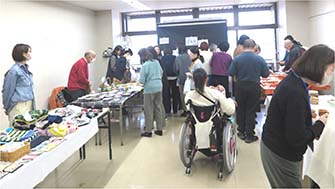 �{���P�T�K�s�J�A���ŊJ�Â��ꂽ�~�̃o�U�[