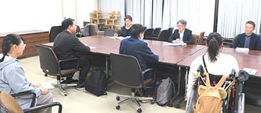 �l�����Ƃ̉񓚌���